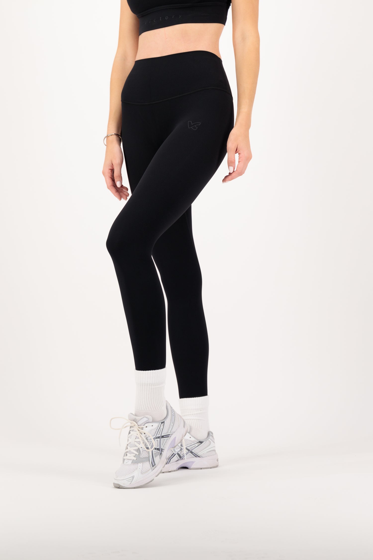 black high waisted leggings​